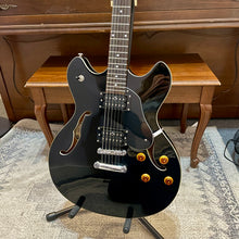 Load image into Gallery viewer, Used Oscar Schmidt by Washburn Delta King - Black