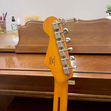 Load image into Gallery viewer, 2022 Squier 40th Anniversary Stratocaster Vintage Sunburst