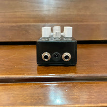 Load image into Gallery viewer, Used Messiah Guitars Eddie Boost Drive