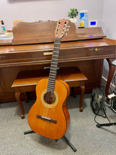Load image into Gallery viewer, 1965 Gibson C1 Classical