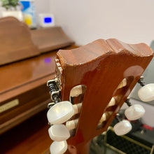 Load image into Gallery viewer, 1965 Gibson C1 Classical