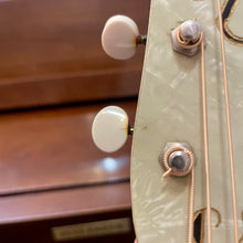 Load image into Gallery viewer, 1930's Regal Archtop