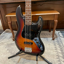 Load image into Gallery viewer, 2022 Fender American Performer Jazz Bass