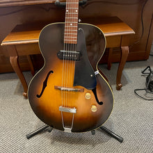 Load image into Gallery viewer, 1951 Gibson ES-125 Archtop