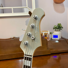 Load image into Gallery viewer, 2010 Lakland Skyline Series - Joe Osborn Model