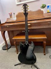 Load image into Gallery viewer, 2001 Epiphone G400 Deluxe