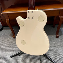 Load image into Gallery viewer, Used Gretsch Electromatic Jet Vintage White