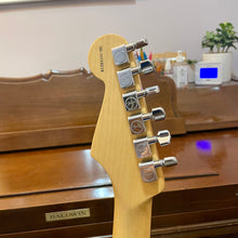 Load image into Gallery viewer, 2000 Fender American Standard Stratocaster - Natural