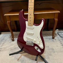 Load image into Gallery viewer, 1991 Fender American Strat Burgundy