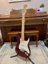 Load image into Gallery viewer, 1991 Fender American Strat Burgundy