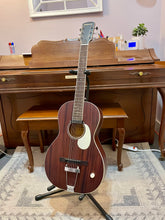 Load image into Gallery viewer, New! Orangewood Juniper Live Rubber Bridge Parlor - Mahogany