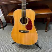 Load image into Gallery viewer, 1987 Martin Shenandoah Acoustic