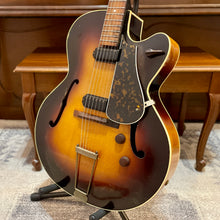Load image into Gallery viewer, 1960's S.S. Stewart "Wondertone" Model 8004 Archtop
