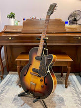 Load image into Gallery viewer, 1960's S.S. Stewart "Wondertone" Model 8004 Archtop