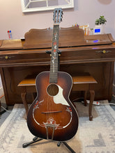 Load image into Gallery viewer, 1950's Del Oro Parlor w/ Flower Stencil