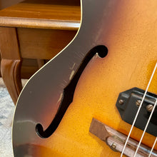 Load image into Gallery viewer, 1960's S.S. Stewart "Wondertone" Model 8004 Archtop
