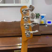 Load image into Gallery viewer, Mint! Squier Classic Vibe Telecaster Bass Vintage White