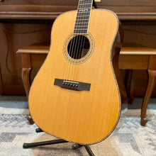 Load image into Gallery viewer, 1987 Larrivee D-10 with Gryphon Headstock