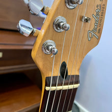 Load image into Gallery viewer, 1999 Fender Standard Strat Wine