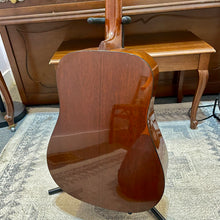 Load image into Gallery viewer, 1995 Martin D-18 Acoustic w/Pickup