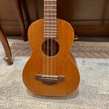 Load image into Gallery viewer, 1949 Martin T-15 Tiple