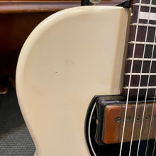 Load image into Gallery viewer, 1958 Supro Dual Tone