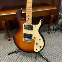 Load image into Gallery viewer, 1983 Peavey T-25 Sunburst