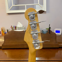 Load image into Gallery viewer, 2008 Fender Standard Jazz Bass White