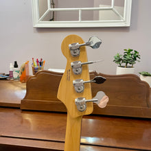 Load image into Gallery viewer, 2018 Fender American Elite P. Bass Champagne