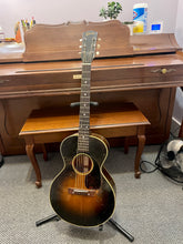 Load image into Gallery viewer, 1952 Gibson LG-2 3/4 Sunburst