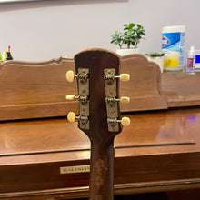 Load image into Gallery viewer, 1933 Epiphone Olympic Archtop