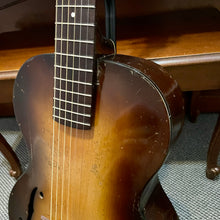 Load image into Gallery viewer, 1933 Epiphone Olympic Archtop