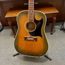Load image into Gallery viewer, 1968 Grammer G58-M Green Burst