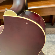 Load image into Gallery viewer, Used Peavey Composer 3/4