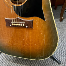 Load image into Gallery viewer, 1968 Grammer G58-M Green Burst