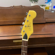 Load image into Gallery viewer, Used Warren Ellis 2P Tenor Baritone Electric White
