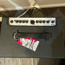 Load image into Gallery viewer, Used VHT True Acoustic 30 Amp