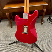 Load image into Gallery viewer, 2002 Fender Cyclone Candy Apple Red