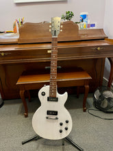 Load image into Gallery viewer, 2020 Gibson Les Paul Special Tribute White