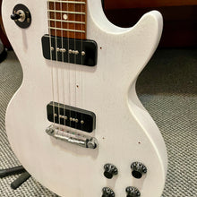 Load image into Gallery viewer, 2020 Gibson Les Paul Special Tribute White