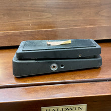 Load image into Gallery viewer, Used Dunlop GCB-95 Crybaby Wah