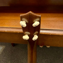 Load image into Gallery viewer, 1940's Gretsch Soprano Ukulele
