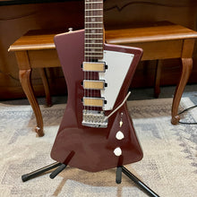 Load image into Gallery viewer, Used Sterling Musicman "Goldie" St. Vincent Model