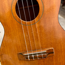 Load image into Gallery viewer, 1950's Harmony Baritone Ukulele