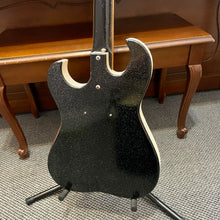 Load image into Gallery viewer, 1960's Silvertone 1448 Electric