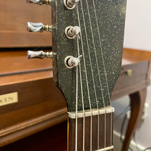 Load image into Gallery viewer, 1960's Silvertone 1448 Electric