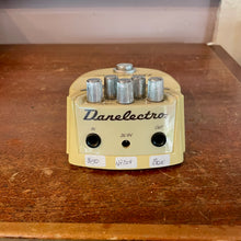 Load image into Gallery viewer, Used Danelectro Daddy O Overdrive