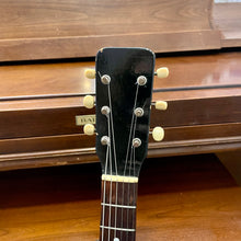Load image into Gallery viewer, 1962 Supro 3033s Gold