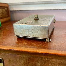 Load image into Gallery viewer, Used Mosrite Fuzz Rite