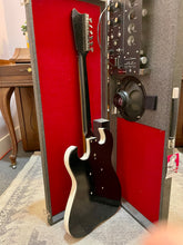 Load image into Gallery viewer, 1965 Silvertone #1449 Amp in Case